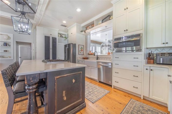 Image No.17-5 Bed House for sale