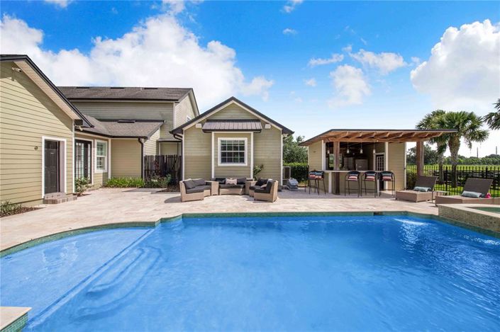 Image No.50-5 Bed House for sale