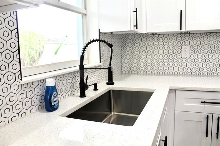 Image No.14-3 Bed House for sale