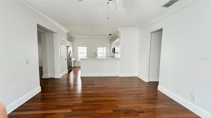 Image No.13-3 Bed House for sale