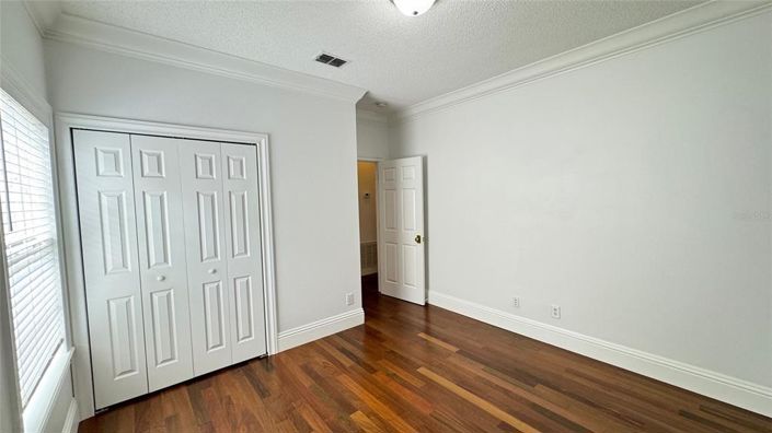 Image No.25-3 Bed House for sale