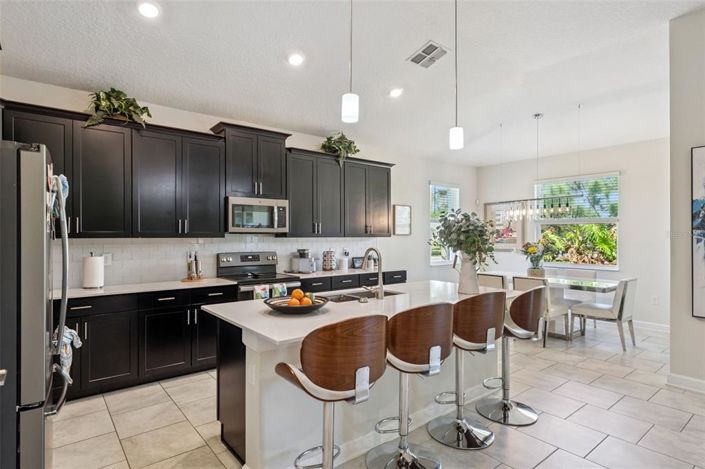 Image No.23-4 Bed House for sale