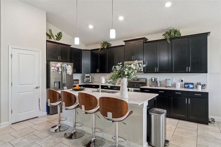 Image No.24-4 Bed House for sale