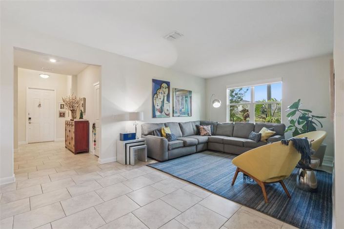 Image No.7-4 Bed House for sale