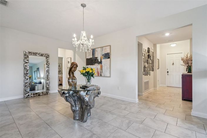 Image No.8-4 Bed House for sale