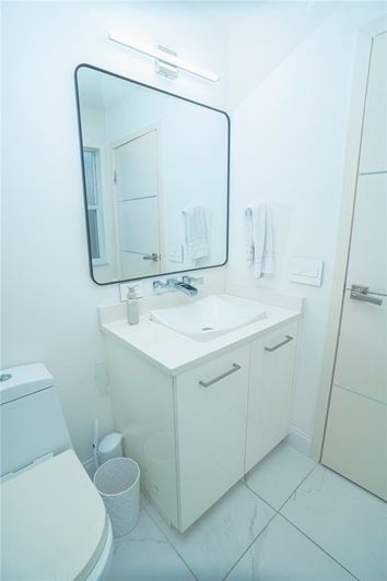 Image No.26-5 Bed House for sale