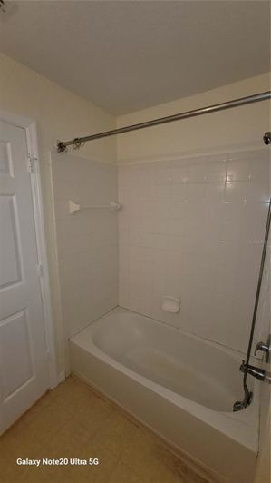 Image No.10-3 Bed Apartment for sale