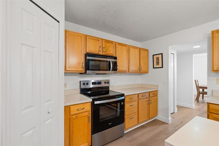 Image No.12-3 Bed House for sale