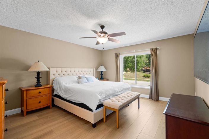 Image No.16-3 Bed House for sale