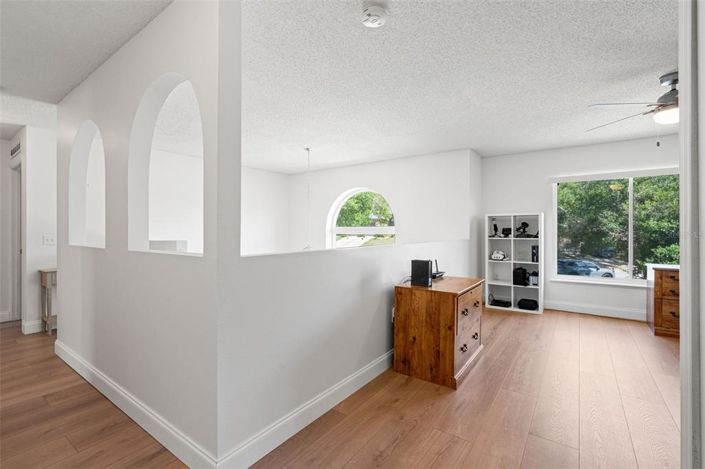 Image No.21-3 Bed House for sale