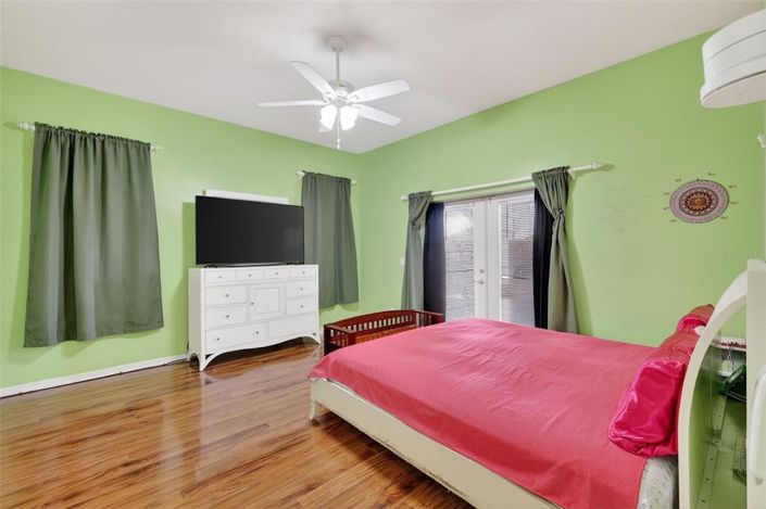 Image No.14-5 Bed House for sale