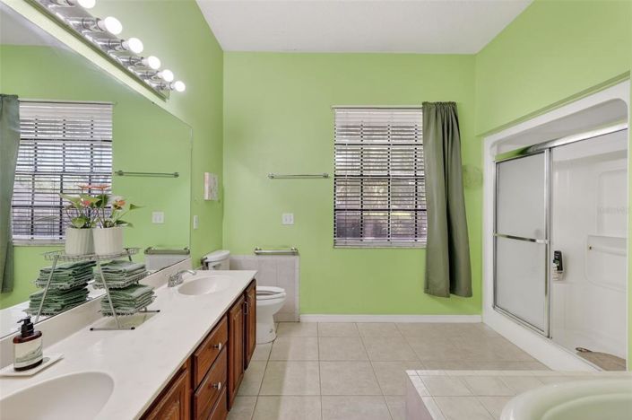 Image No.15-5 Bed House for sale