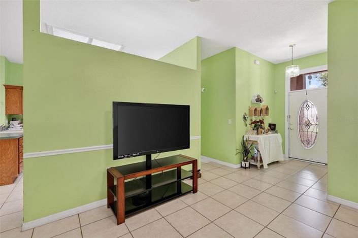 Image No.4-5 Bed House for sale