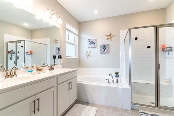 Image No.10-4 Bed House for sale