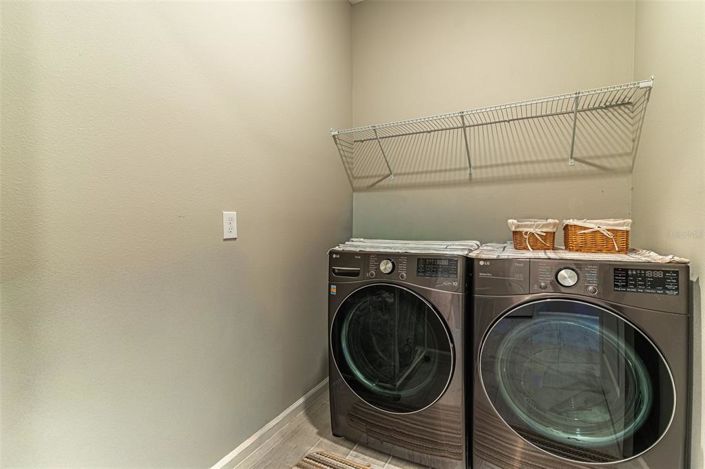 Image No.17-4 Bed House for sale