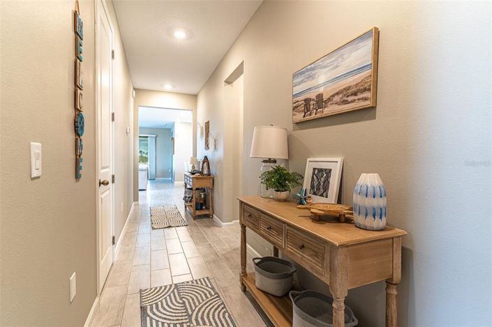 Image No.2-4 Bed House for sale