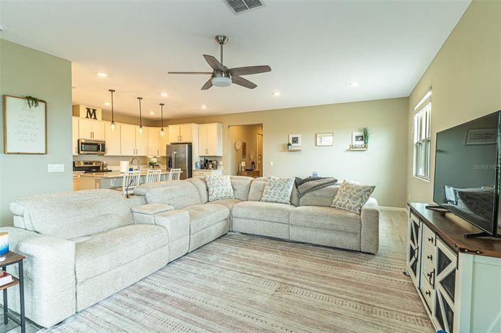 Image No.6-4 Bed House for sale