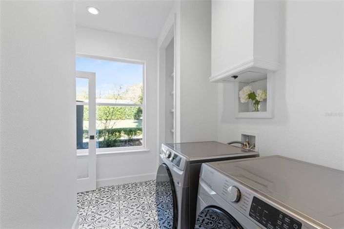 Image No.15-3 Bed House for sale