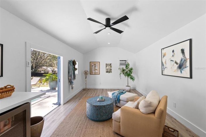 Image No.42-3 Bed House for sale