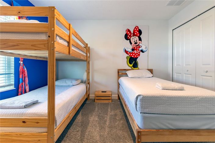 Image No.24-4 Bed Townhouse for sale