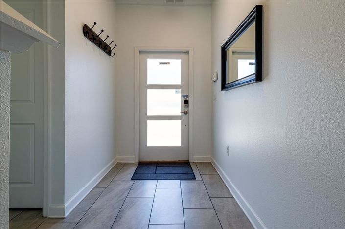 Image No.3-4 Bed Townhouse for sale