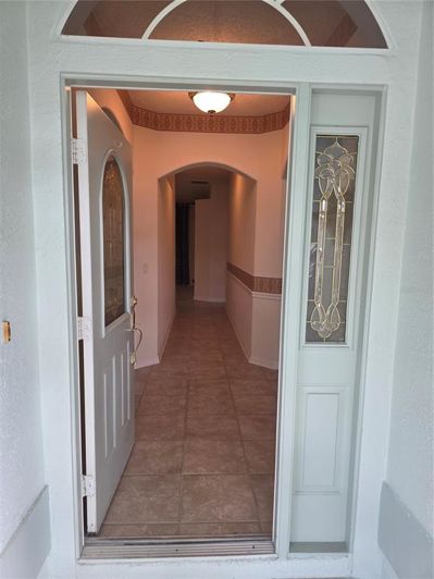 Image No.10-3 Bed House for sale