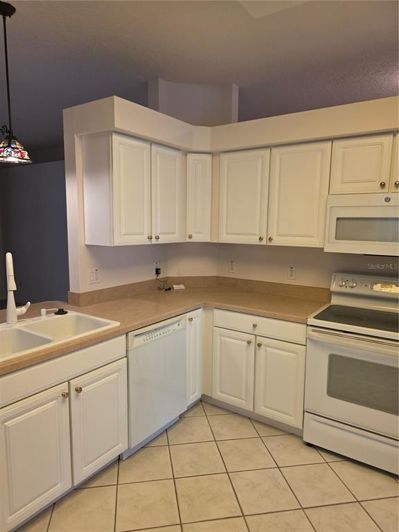 Image No.18-3 Bed House for sale