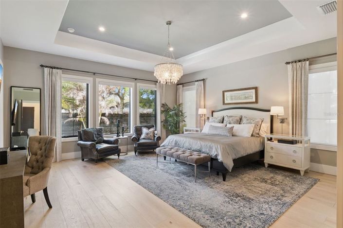 Image No.22-4 Bed House for sale