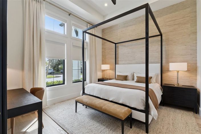 Image No.28-4 Bed House for sale