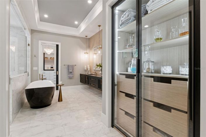 Image No.35-4 Bed House for sale