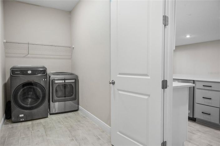 Image No.16-5 Bed House for sale