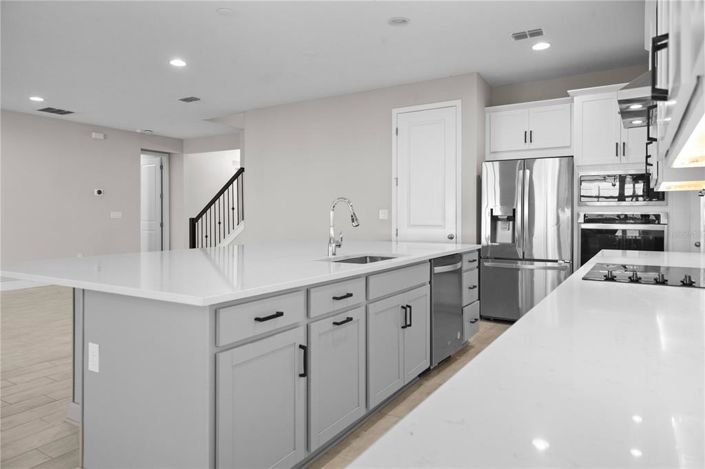 Image No.17-5 Bed House for sale