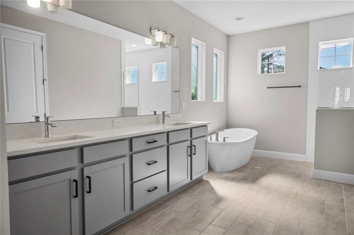 Image No.39-5 Bed House for sale