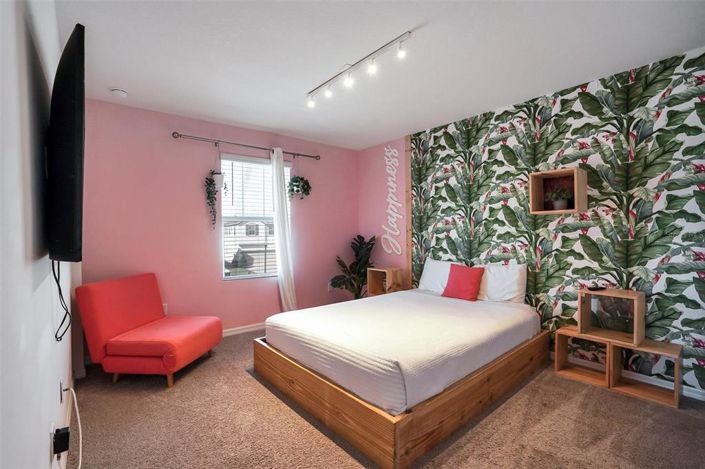 Image No.17-6 Bed House for sale