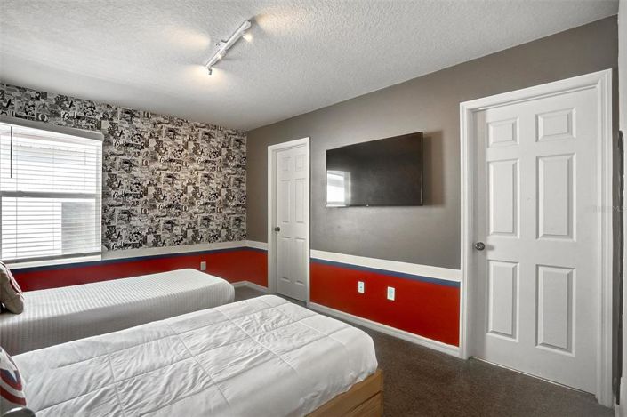 Image No.23-6 Bed House for sale