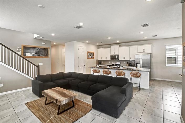 Image No.6-6 Bed House for sale