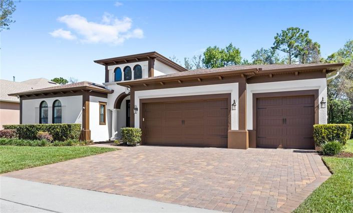 Image No.2-4 Bed House for sale