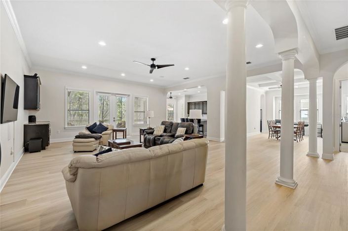 Image No.7-4 Bed House for sale