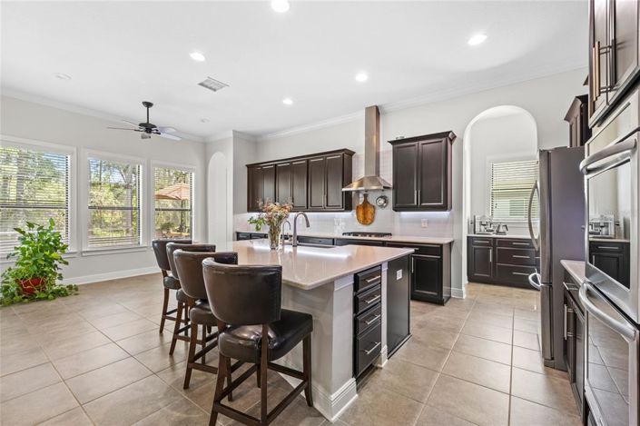 Image No.9-4 Bed House for sale