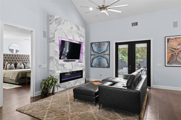 Image No.9-4 Bed House for sale