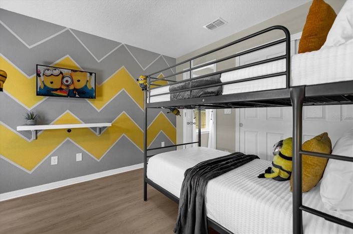 Image No.25-5 Bed Townhouse for sale