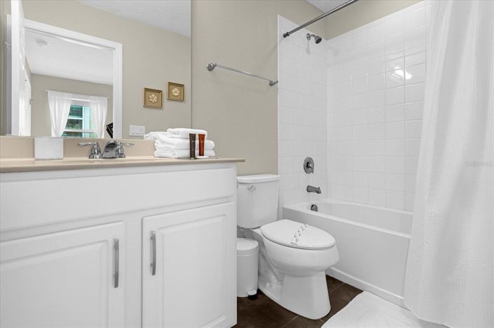 Image No.26-5 Bed Townhouse for sale