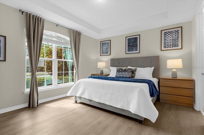 Image No.31-5 Bed Townhouse for sale