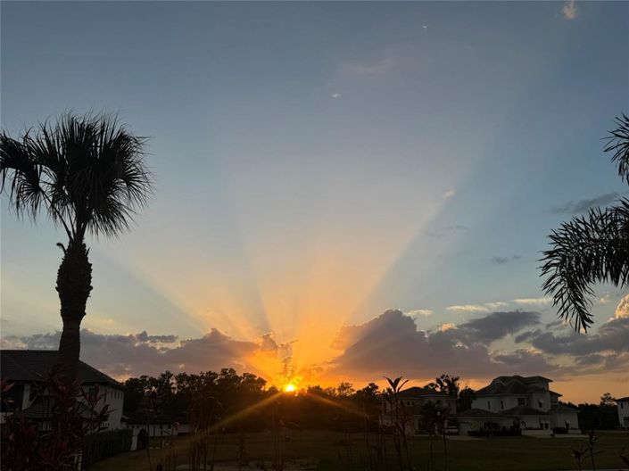 Image No.22-4 Bed House for sale