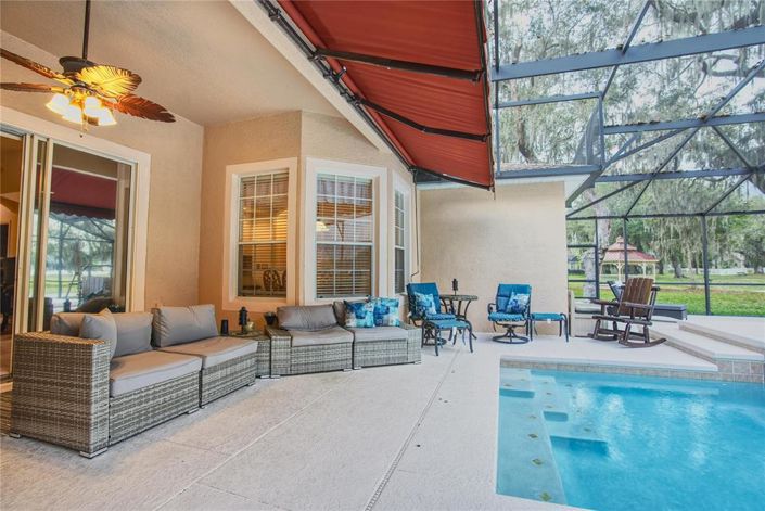 Image No.30-4 Bed House for sale