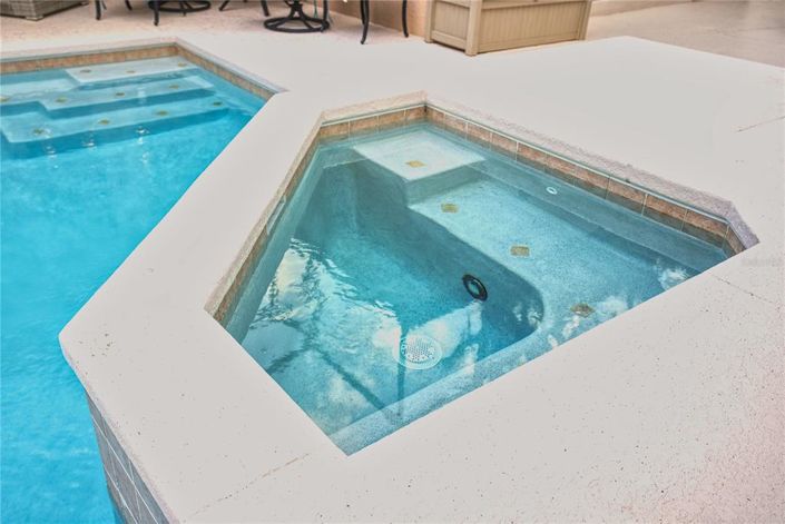 Image No.32-4 Bed House for sale