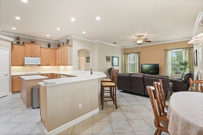 Image No.12-4 Bed House for sale