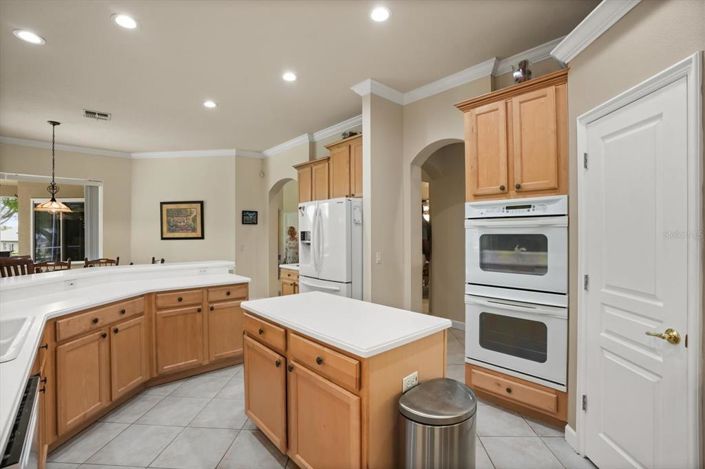 Image No.13-4 Bed House for sale