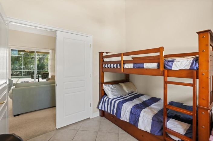 Image No.17-4 Bed House for sale