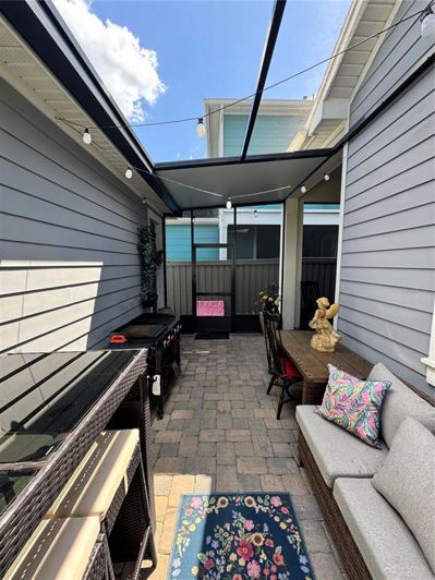 Image No.17-3 Bed House for sale